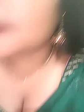 Snapshot of Ashwini_Gowda_91 chatting on 12/14/24, 05:25 Ashwini Gowda 91 online show from 12/14/24, 05:25