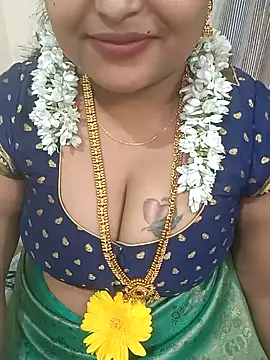 Snapshot of Ashwini_Gowda_91 chatting on 01/10/25, 04:20 Ashwini Gowda 91 online show from 01/10/25, 04:20