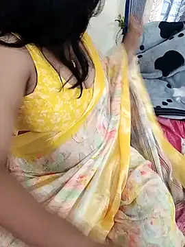 Snapshot of Ashwini_Gowda_91 chatting on 03/23/25, 05:32 Ashwini Gowda 91 online show from 03/23/25, 05:32