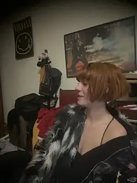 spacegirlll online show from 09/14/25, 03:44