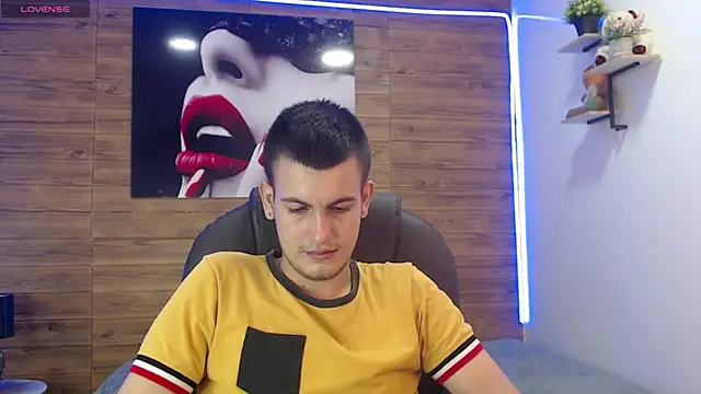 Snapshot of Cerokershelby chatting on 01/19/25, 05:26 Cerokershelby online show from 01/19/25, 05:26