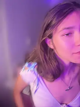 alijones 18 online show from 04/24/26, 05:43