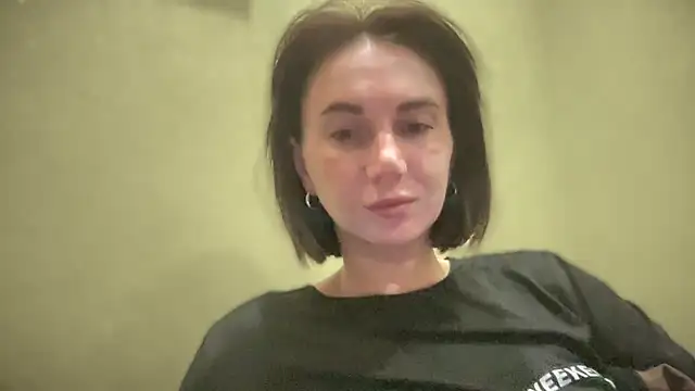 Snapshot of EvilDemon94 chatting on 10/22/25, 05:56 EvilDemon94 online show from 10/22/25, 05:56