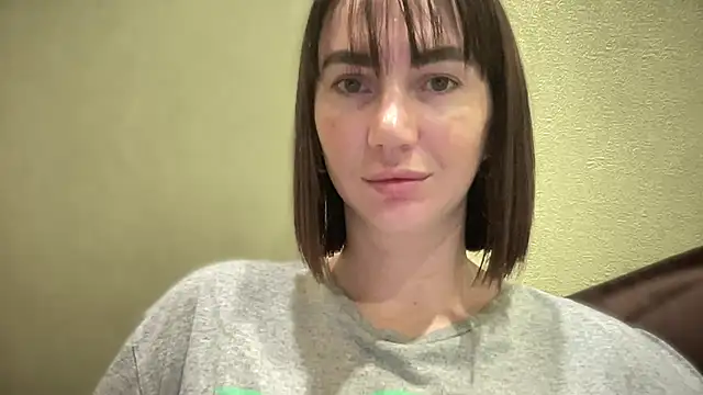 Snapshot of EvilDemon94 chatting on 11/23/25, 01:33 EvilDemon94 online show from 11/23/25, 01:33