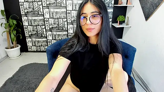 Snapshot of ChloeTurner_ chatting on 12/02/25, 06:58 ChloeTurner online show from 12/02/25, 06:58