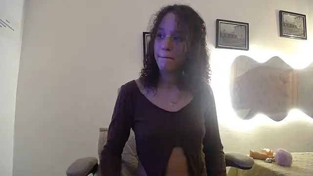 LAURA SMIITH online show from 03/13/25, 07:42