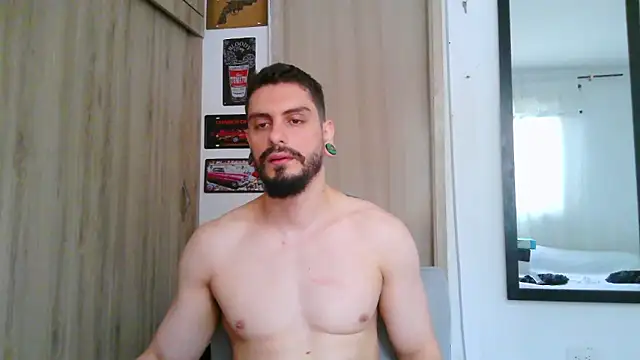 Aaron kwok28 online show from 02/22/26, 07:56