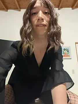 Snapshot of Aria_montgomeri chatting on 07/22/26, 11:40 Aria montgomeri online show from 07/22/26, 11:40