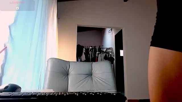 greyslopez online show from 12/20/24, 08:01