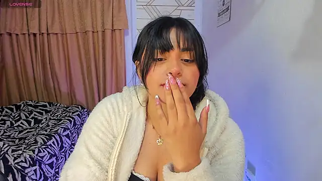 Snapshot of _laina_ chatting on 02/12/25, 05:15 laina online show from 02/12/25, 05:15