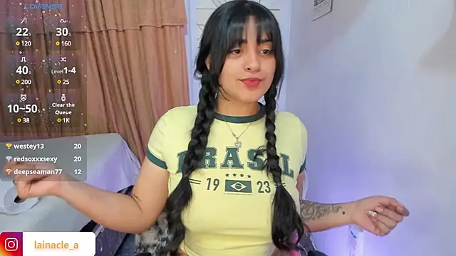 Snapshot of _laina_ chatting on 03/22/25, 07:04 laina online show from 03/22/25, 07:04