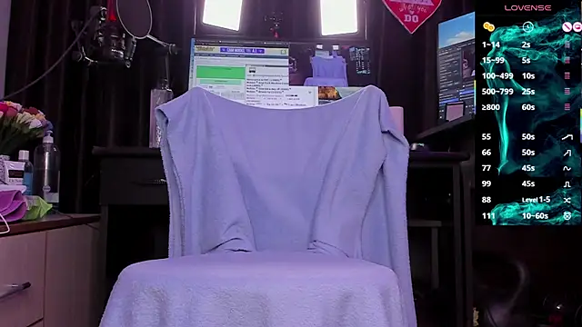 Raissa sky26 online show from 03/07/25, 03:40