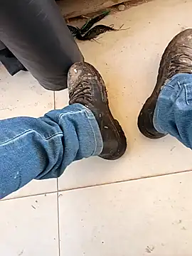 MorenoTatu online show from 04/15/26, 04:14