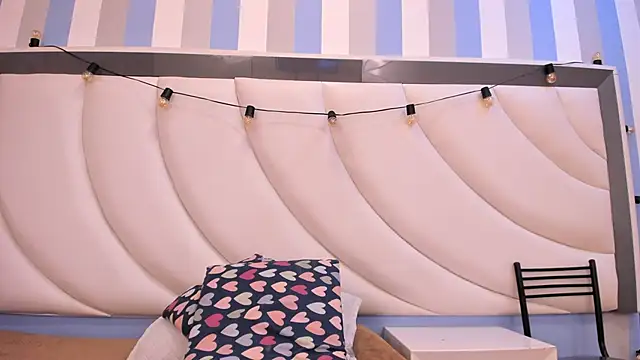 BritneyCollins online show from 04/19/26, 04:28