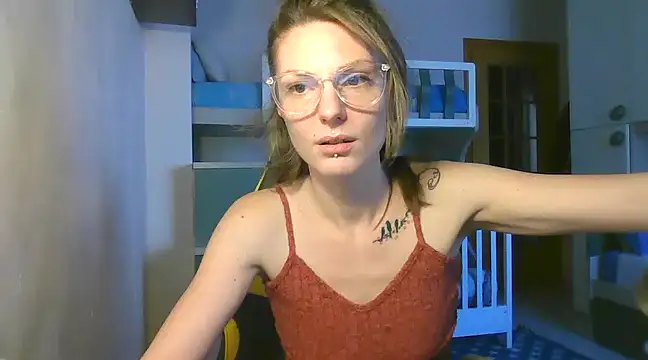 Feli blue online show from 12/03/24, 12:16