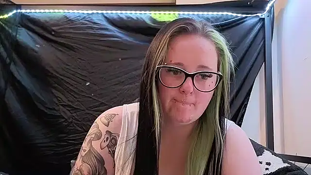 Bunny Cummings online show from 04/19/26, 10:01