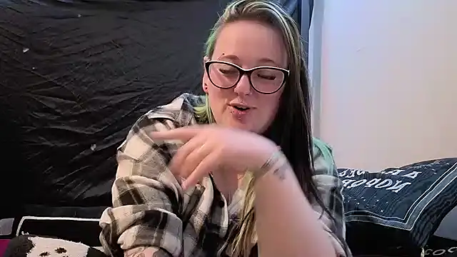 Bunny Cummings online show from 04/21/26, 01:42