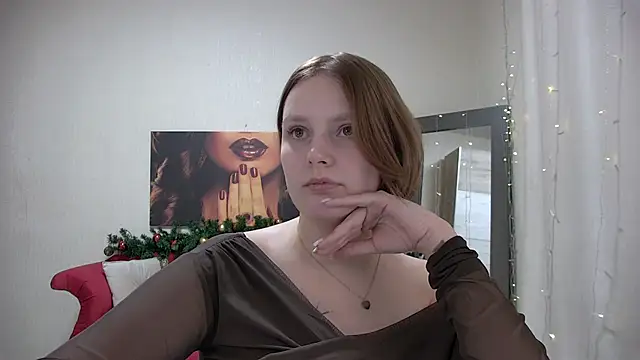 Snapshot of DianeMills chatting on 12/21/24, 08:39 DianeMills online show from 12/21/24, 08:39