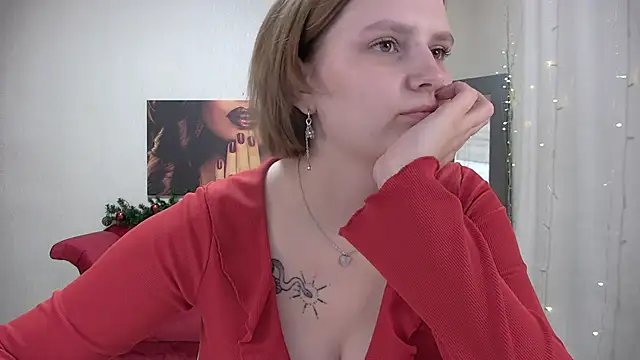 Snapshot of DianeMills chatting on 12/25/24, 04:54 DianeMills online show from 12/25/24, 04:54
