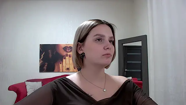 Snapshot of DianeMills chatting on 02/08/25, 02:38 DianeMills online show from 02/08/25, 02:38