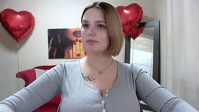 Snapshot of DianeMills chatting on 02/22/25, 08:40 DianeMills online show from 02/22/25, 08:40