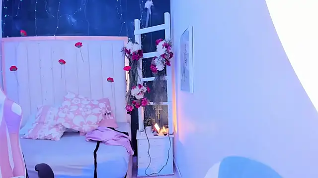 margot smith  online show from 03/04/26, 12:33