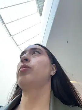 Holly Play online show from 03/17/26, 09:01