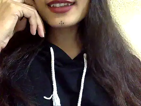 krati74 online show from 02/06/25, 01:43