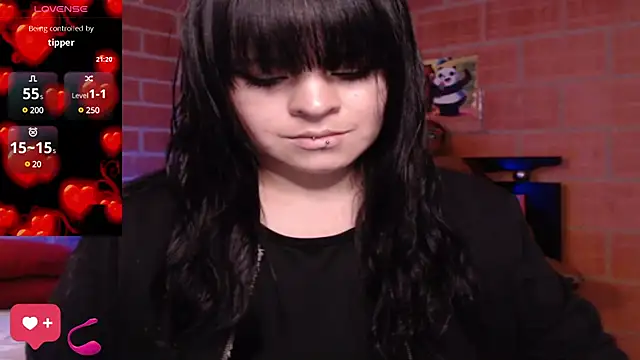 Snapshot of Valerydirty_dark chatting on 12/14/24, 08:51 Valerydirty dark online show from 12/14/24, 08:51