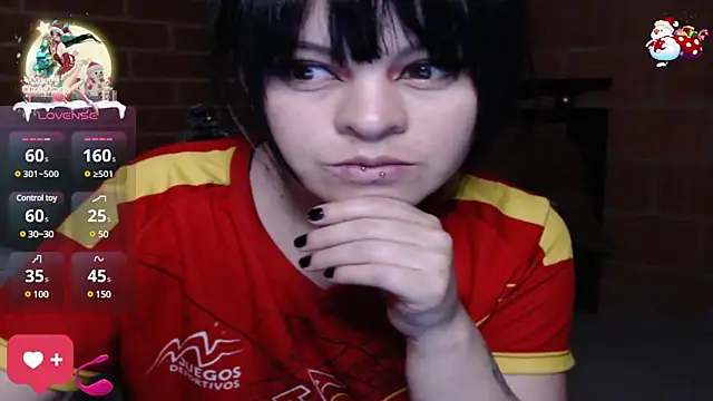 Snapshot of Valerydirty_dark chatting on 12/29/24, 01:02 Valerydirty dark online show from 12/29/24, 01:02