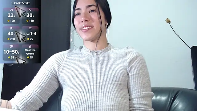 LESLIEBLACK  online show from 01/29/25, 11:46