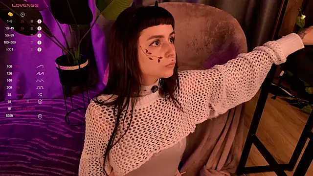 MichaellaMoon online show from 12/15/24, 09:20