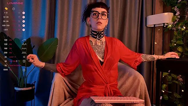 MichaellaMoon online show from 12/19/24, 05:40