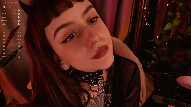 MichaellaMoon online show from 01/24/25, 01:45