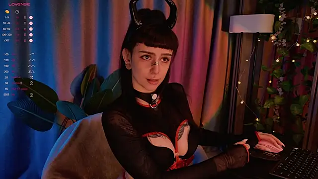 MichaellaMoon online show from 01/26/25, 10:35