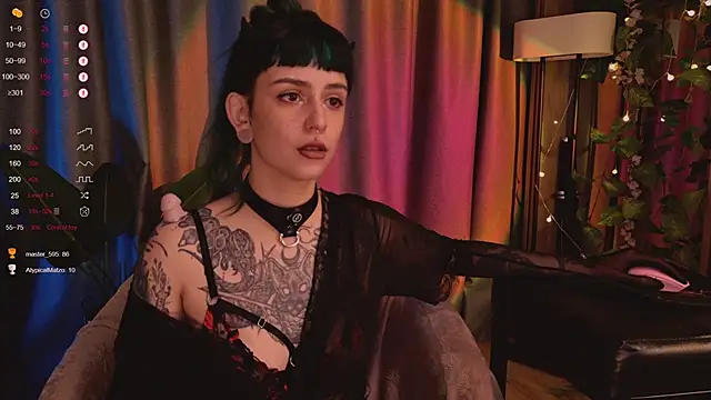 MichaellaMoon online show from 02/06/25, 01:16