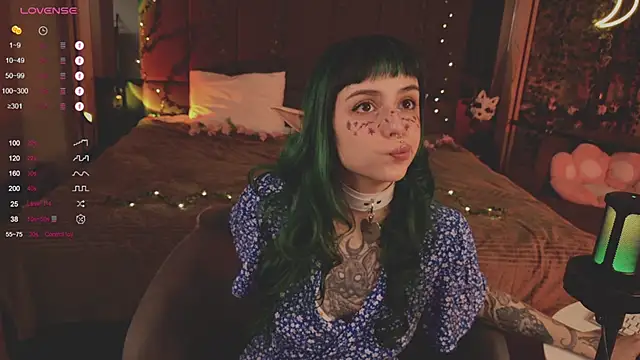 MichaellaMoon online show from 02/26/25, 12:36