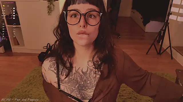 MichaellaMoon online show from 09/27/25, 06:57