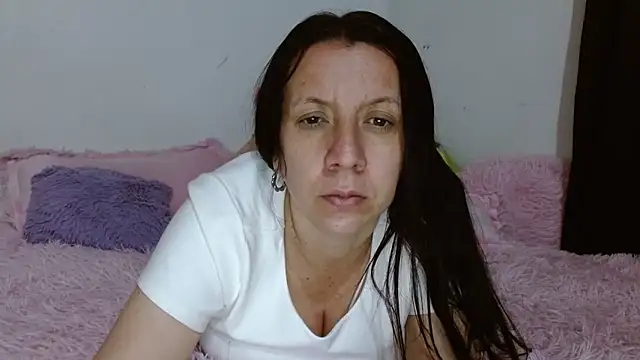 milfevha online show from 12/10/24, 01:43