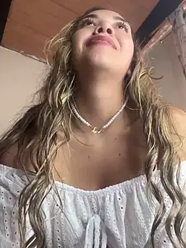 Iris lee online show from 03/13/25, 07:39