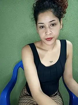 Snapshot of Caccau_scorpion chatting on 02/17/25, 09:24 Caccau scorpion online show from 02/17/25, 09:24