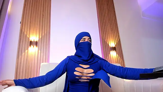 natash malak online show from 02/12/25, 03:40