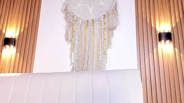 natash malak online show from 03/21/25, 04:17