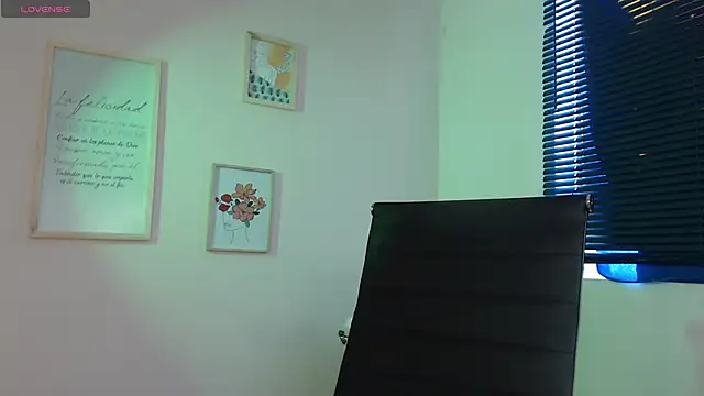 lucy diiaz online show from 01/05/25, 09:25