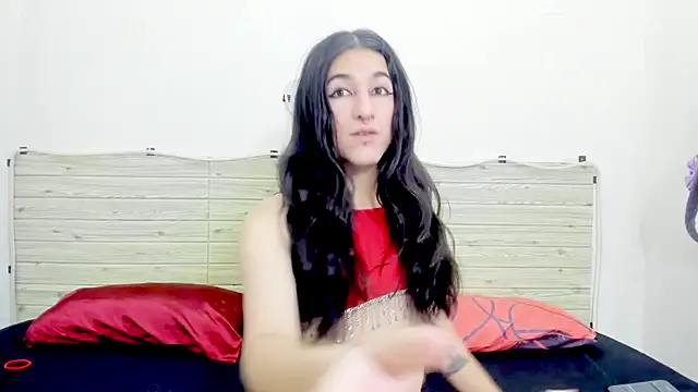 Evil Queen13 online show from 12/18/25, 07:31