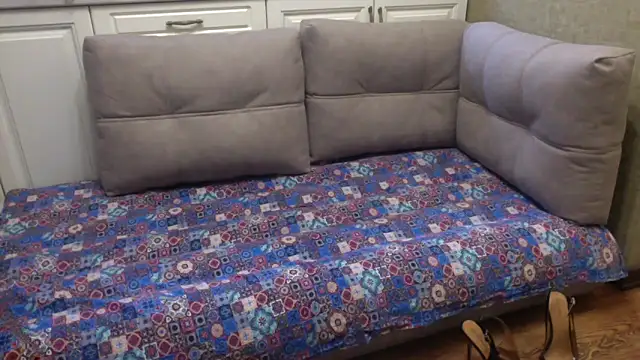 Snapshot of AlinaSosnova chatting on 02/23/25, 09:48 AlinaSosnova online show from 02/23/25, 09:48