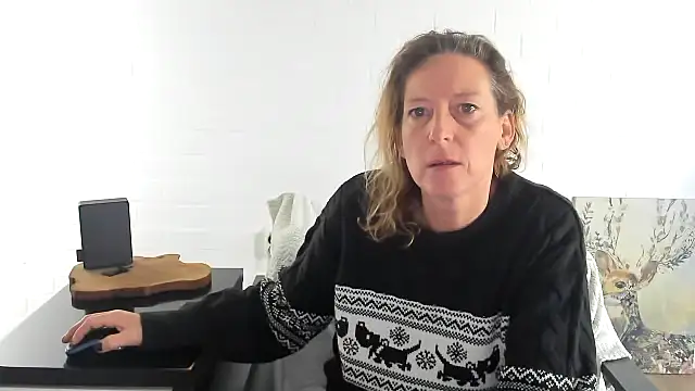 MendiPetite online show from 01/14/26, 09:48