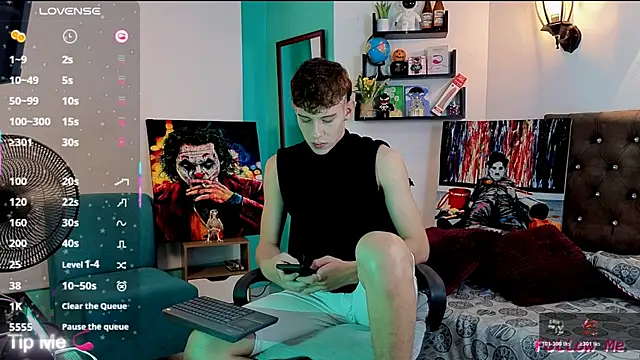 flowers18 online show from 11/28/25, 10:12