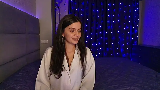 Snapshot of Eva_Richie chatting on 12/10/24, 05:33 Eva Richie online show from 12/10/24, 05:33