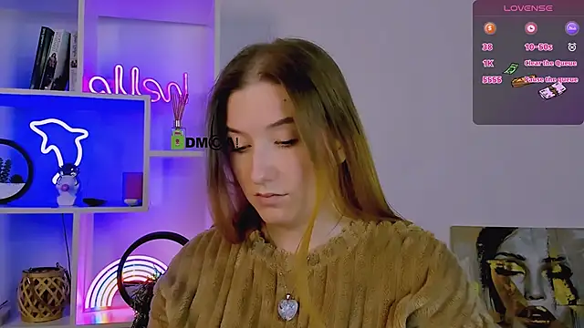 Snapshot of daisy_candy chatting on 12/13/25, 08:47 daisy candy online show from 12/13/25, 08:47